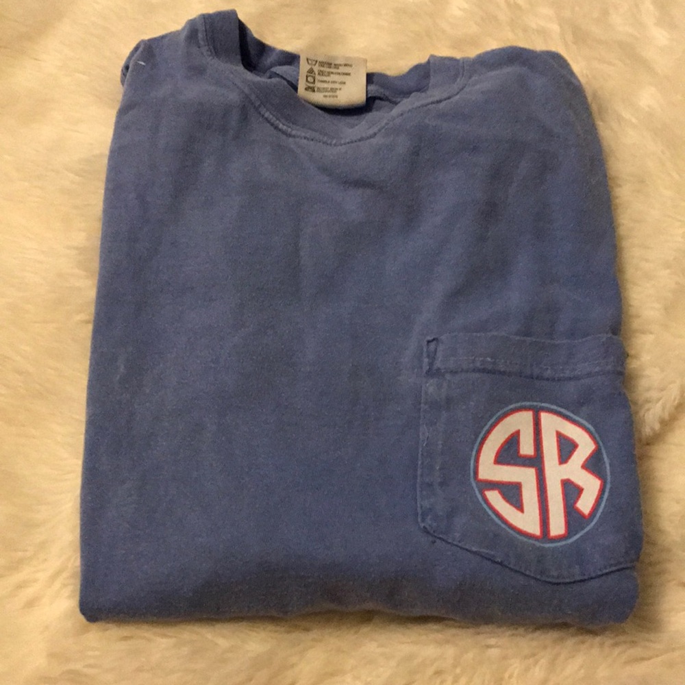Blue Comfort color Southern raised tee size small!